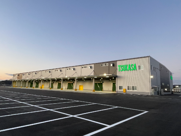 0305西尾東インター_◎物流の未来をあなたの提案で動かす◎地元企業と全国をつなぐ司企業の営業職◎家族手当・退職金制度あり◎定年65歳長く働けます◎賞与年2回・週休2日・手当充実