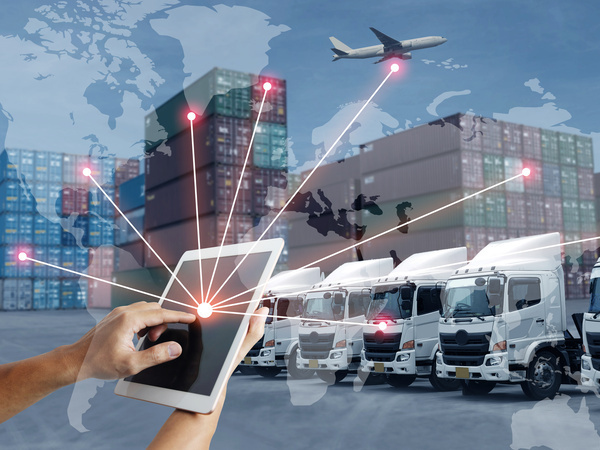 ニーズにピッタリ合った
カスタマイズ運送サービス