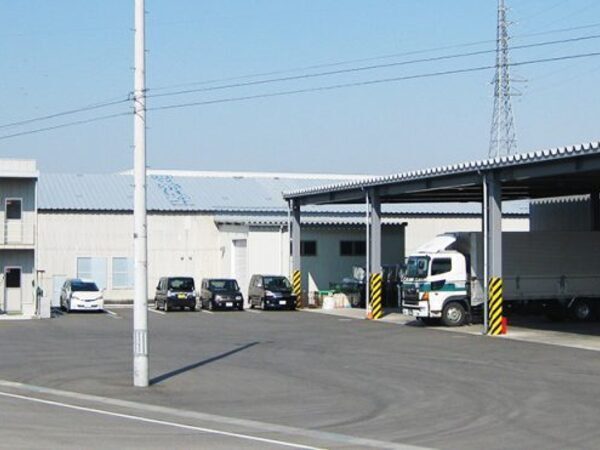 0608福島郡山_◎事務から始めて配車も営業も。物流のプロに育つ営業所勤務◎事務だけじゃ物足りない。配車も営業もこなす物流のオールラウンダー◎定年65歳長く働けます◎賞与年2回・週休2日・手当充実