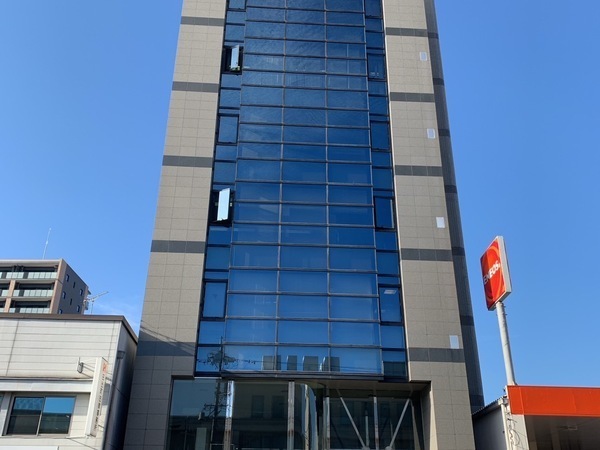 0406静岡葵_◎物流の未来をあなたの提案で動かす◎地元企業と全国をつなぐ司企業の営業職◎家族手当・退職金制度あり◎定年65歳長く働けます◎賞与年2回・週休2日・手当充実