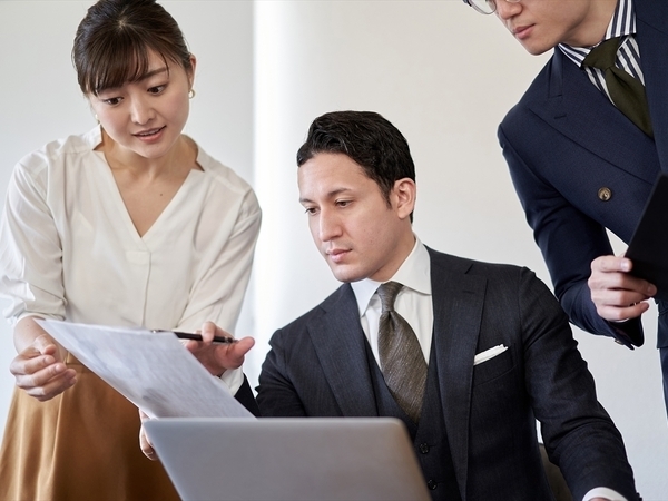 営業所の運営を行ってもらいます