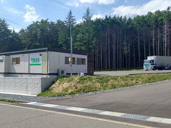 1704長野茅野_◎人・車・荷物を動かす司令塔。営業所のすべてを見渡すポジション◎ドライバーも事務スタッフも育てるのはあなた。営業所の“人づくり”を担う仕事◎配車・売上管理・スタッフ育成。営業所のすべてを動かす仕事◎定年65歳長く働けます◎・週休2日・年間休日120日以上・賞与年2回・手当充実