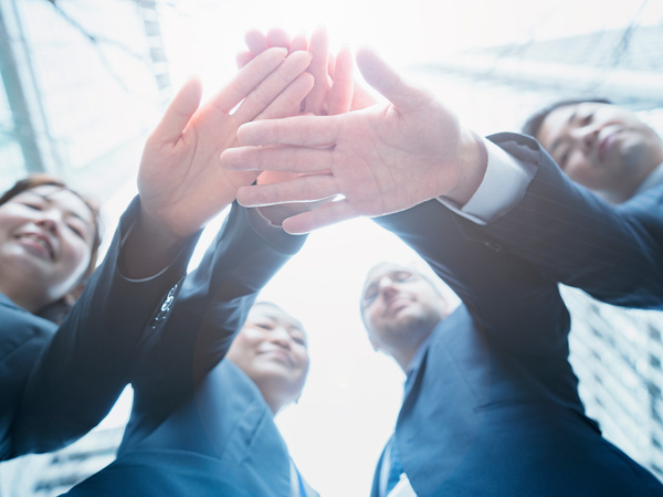 1603ロジセンター宮若_◎物流の未来をあなたの提案で動かす◎地元企業と全国をつなぐ司企業の営業職◎地元企業と全国をつなぐ司企業の営業職です◎家族手当・退職金制度あり◎定年65歳長く働けます◎賞与年2回・週休2日・手当充実