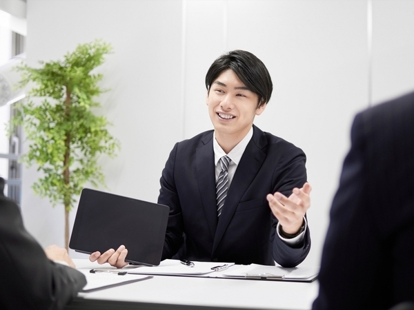 明るくやる気に満ちた方