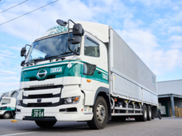 日本の産業を支える物流業界で活躍しません
か。