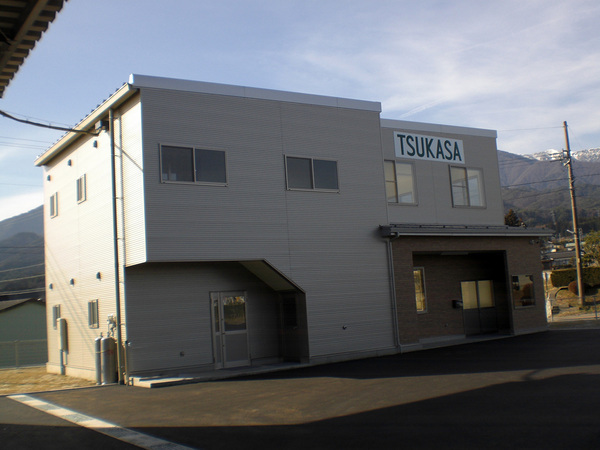 0407長野駒ヶ岳_◎事務から始めて配車も営業も。物流のプロに育つ営業所勤務◎事務だけじゃ物足りない。配車も営業もこなす物流のオールラウンダー◎定年65歳長く働けます◎賞与年2回・週休2日・手当充実