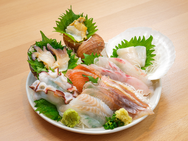 【アルバイト/調理スタッフ◎開陽亭 レストランプラザ3号店】\週1日~・3時間~OK/\まかない付き/\入社祝い金プレゼント/嬉しい条件たくさん♪気になる業務内容は盛付け・食材準備などの調理補助がメイン◎主婦(夫)さん・学生さんのちょこっとバイトにももってこい♪すすきの駅出て1分の超好立地も嬉しいポイント★