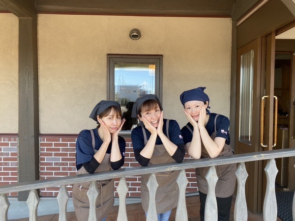 女性が活躍中◎働きやすい勤務シフトときれいな店内が魅力！