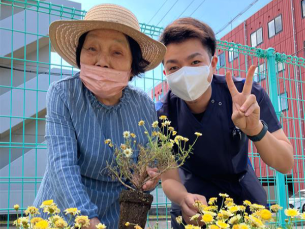 【正社員／作業療法士】★鹿児島中央★高台に位置した新しくキレイな病院◎若いスタッフが多く活気に溢れる職場です◎IT化推進で業務負担を軽減◎表彰制度・福利厚生が充実◎有休取得率ほぼ100％◎