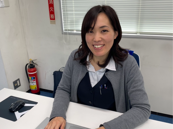 【正社員/日商簿記3級が活かせる!】総務経理◆未経験歓迎/残業少なめ/賞与年2回/服装・髪型自由 /ネイルOK/マイカー通勤OK/転勤なし/奈良県シェアトップクラスの安定企業!