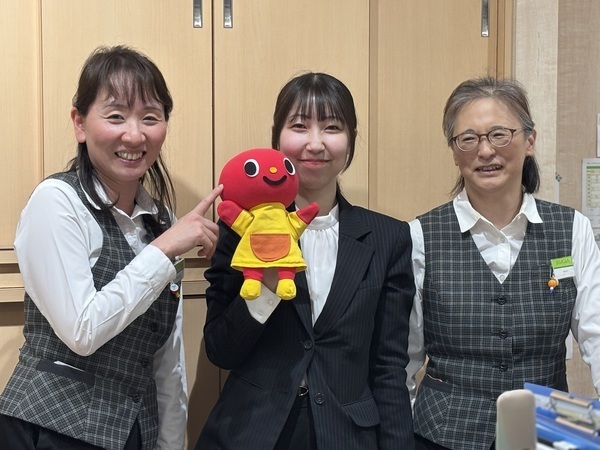 【準社員・関東エリア限定職／カルチャーセンターの店長候補】◎地域に根ざしたカルチャーセンターの運営・講座の企画などを通じ、幅広い年齢層のお客様へ「楽しみ」や「ゆとり」をご提案するお仕事◎月8日以上休み◎残業月平均10時間程度◎経験不問◎プライベートを大切にできる環境です◎賞与年2回