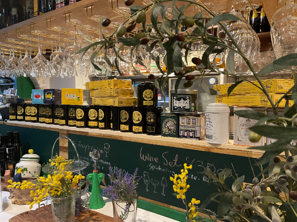 紅茶好きには嬉しい
30種類以上の紅茶のラインナップ