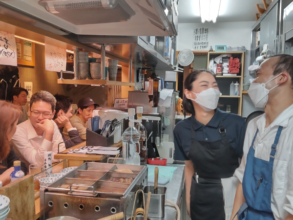 「笑顔を咲かせよう！」