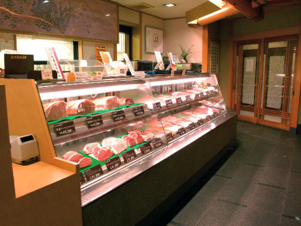 【P/A】近江牛専門店の店頭販売員