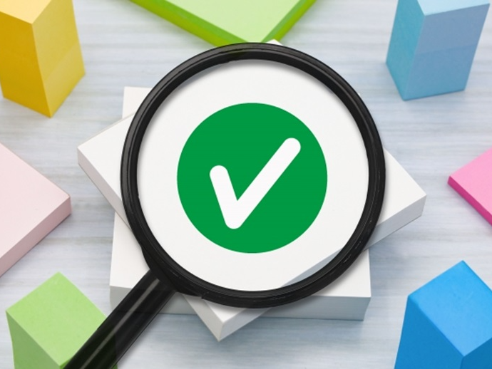 資格取得と転職、どちらが投資効果が高い?ROIの計算方法や年収アップの実例を紹介。キャリア投資の真実を数字で検証!