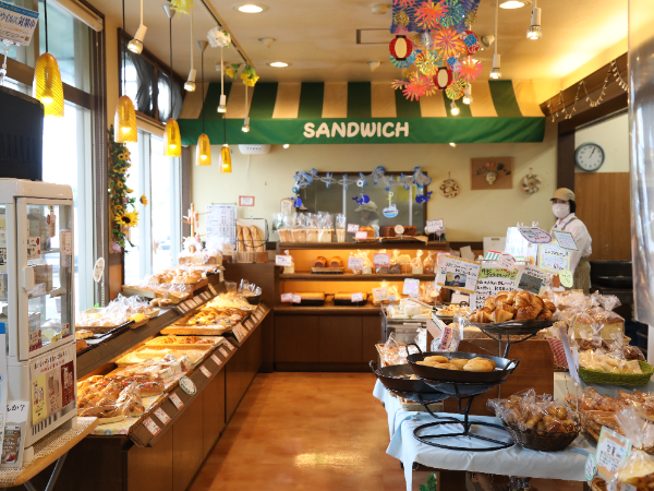 お客様との距離の近い、ハートフルな街のパン屋さん