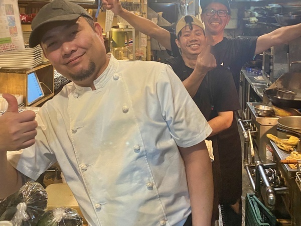 【正社員/店長】タイ屋台居酒屋の店長募集!経験をフルに活かして長期勤務が叶います *産休・育休実績あり *昇給あり *各種手当あり *残業ほぼ無し