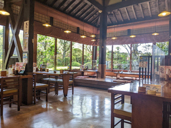 ［飲食部門］ホールスタッフ　田舎茶屋わたや　峠店