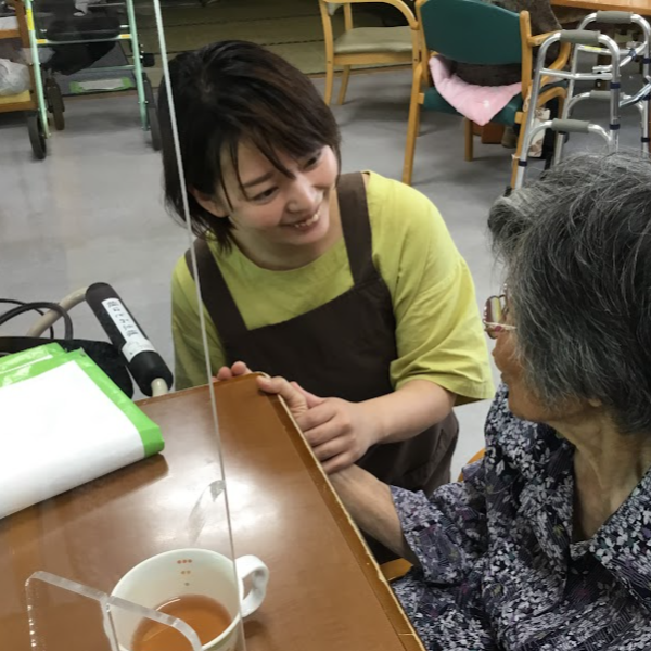 看護師/村上かりん