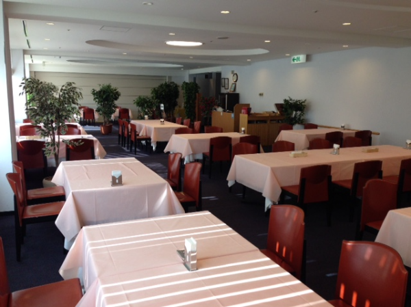 お客様の求めているものを、言われる前に提供するように心がけています