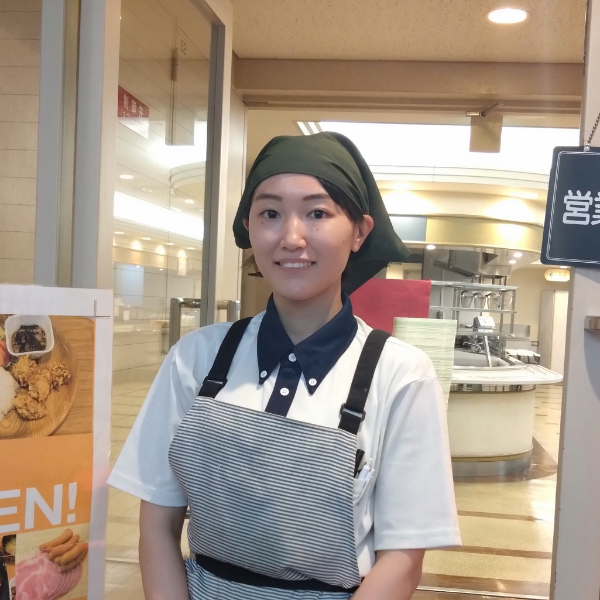 住友商事千里ビル店(社員食堂) / 栄養士/平鍋 桃香