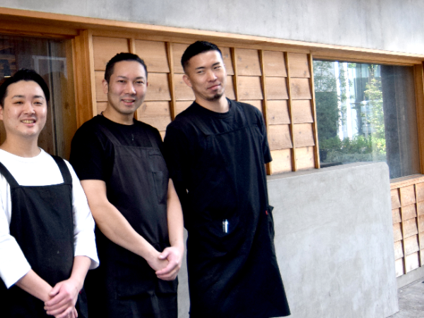 一人前の職人になる為に入社