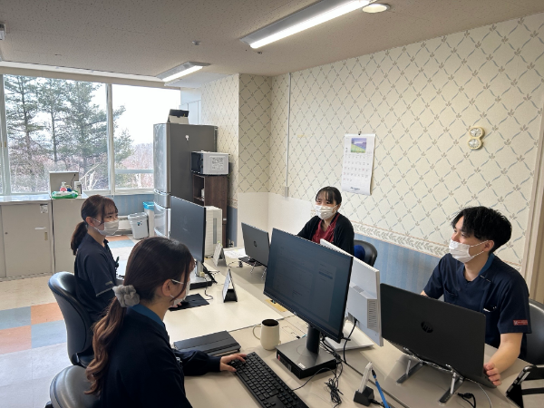 20～30代のスタッフ活躍中！