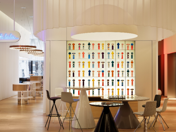 W大阪　OMOROI タレント