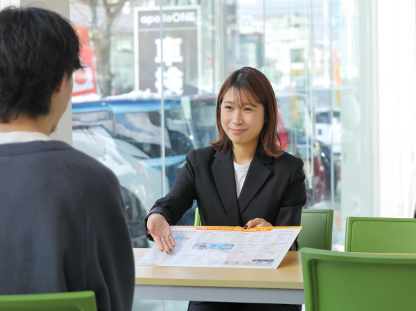【正社員/新車営業スタッフ：スズキアリーナaix札幌南店】月給30万円以上◎経験者限定◎個人ノルマ無し！反響営業！）お好きなメーカーの車に乗ってOK！入社祝い金10万円支給/年間休日110日（年休105日+計画有給5日）