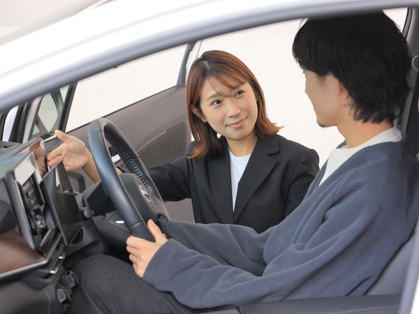 【正社員/副店長候補:カーセブン秋田臨海店】年収600万円以上も可能◎≪経験者募集≫経験者だからこその高月給！これまでの経験を活かしてキャリアUPしたい方も歓迎！反響営業＆個人ノルマはありません！≪北海道・東北に約140店舗を展開する大手アイックスのグループ企業≫で安定勤務が実現！