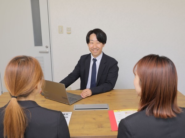 【正社員/副店長候補:スズキアリーナaix札幌南店】年収600万円以上可能◎≪経験者募集≫経験者だからこその高月給！これまでの経験を活かしてキャリアUPしたい方も歓迎！反響営業＆個人ノルマはありません！≪北海道・東北に約140店舗を展開する大手アイックスのグループ企業≫で安定勤務が実現！