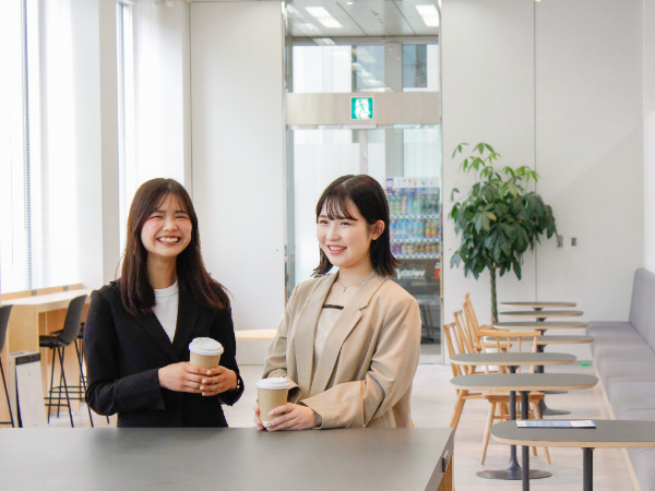 ★財務部責任者候補【東京/財務部｜正社員】プライム上場企業での経理財務に関わるスタッフを募集！ ◎完全週休2日制（土日祝）＆年間休日127日 ◎東証プライム上場企業 ◎福利厚生充実 ◎特別休暇あり