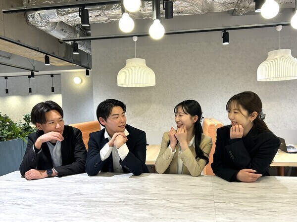 【新宿】月30万~+インセンティブ+利益配当金|キャリアアップが 叶う転職|IT通信サービスの法人向け営業|福利厚生充実