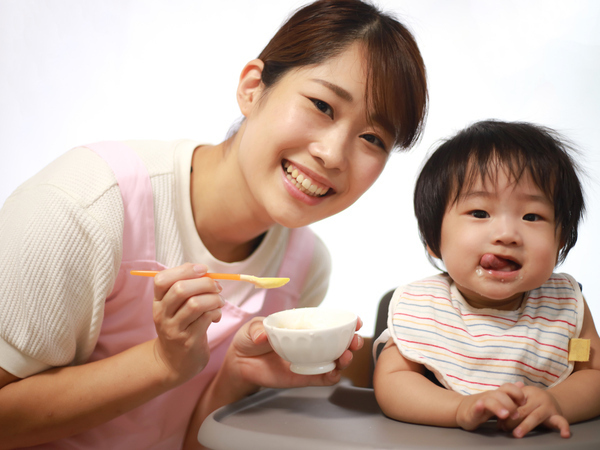 【駒込駅】12月1までにお仕事開始で時給1800円!資格必須の保育補助業務です /EKM0516 @有資格