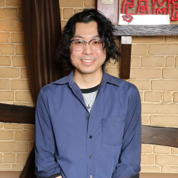 ナッツカフェナイツ/副店長/飯沼さん