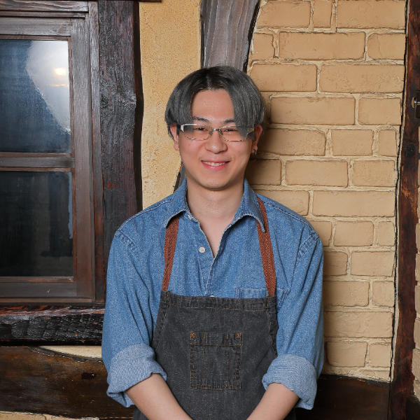 ナッツカフェナイツ/折笠さん