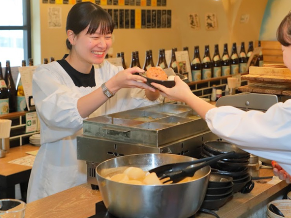 ＜楽しく働ける理由は仲間と美味しいまかないにあり！＞