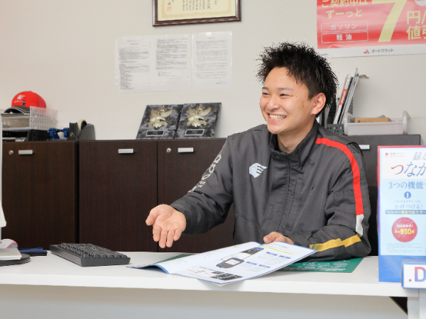 【正社員：副店長候補/アポロステーションaixセルフ伏古SS】経験者優遇◎入社祝い金10万円支給！車両貸出制度あり◎週休2日◎未経験大歓迎