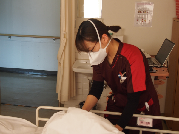 ゆとりのある人員体制をとっているため、
患者さまとじっくり向き合えます。