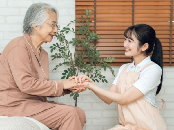 介護施設での介護スタッフ