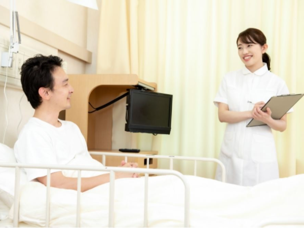 急性期病棟での看護スタッフ