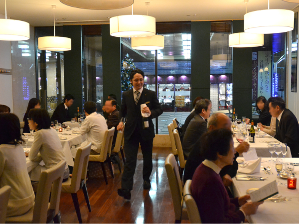 料飲部門責任者