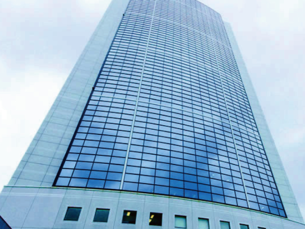 ●コンビニスタッフ