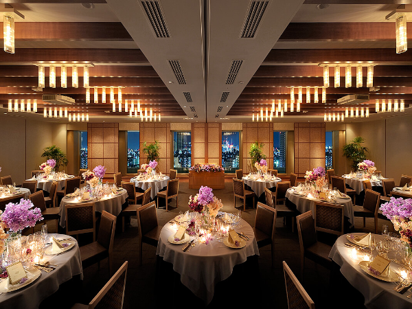 【ホテル宴会サービス】月給24.2万円〜|賞与年2回|町田駅徒歩2分