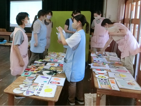 わからないことがあったら周りの先輩に
すぐ相談できる環境です◎