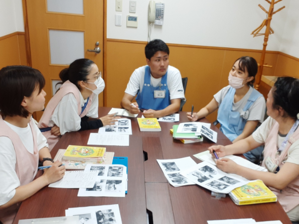 メンター制度や充実した研修制度があり、
無理なくスキルアップできる環境です。