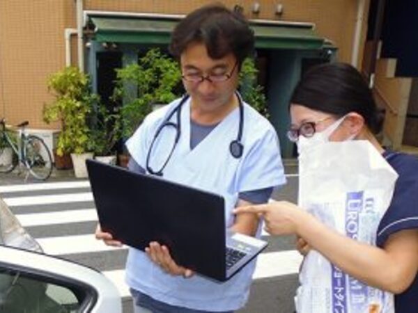 医師の訪問に同行し、診療のサポートを
していただきます。