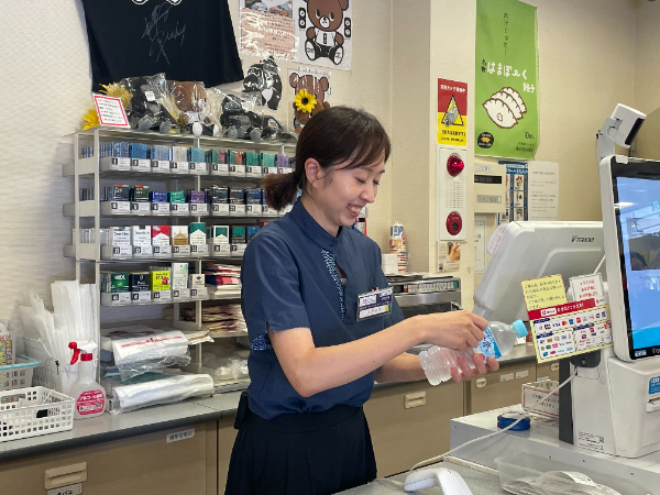 物販:レジ・品出し