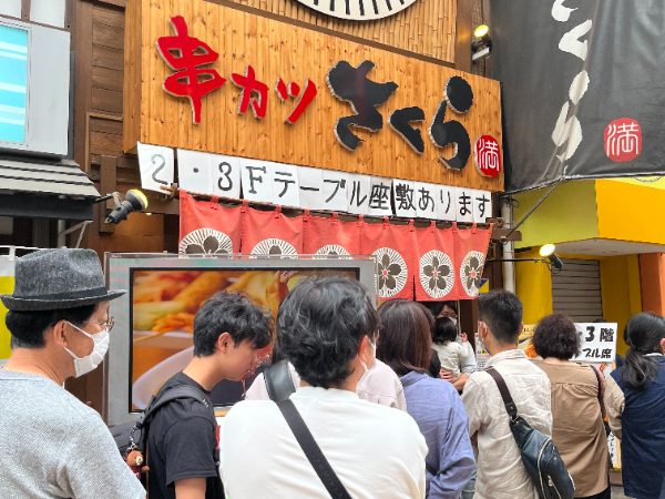 接客から人事・経理・総務まで、できることは何でもやってます。