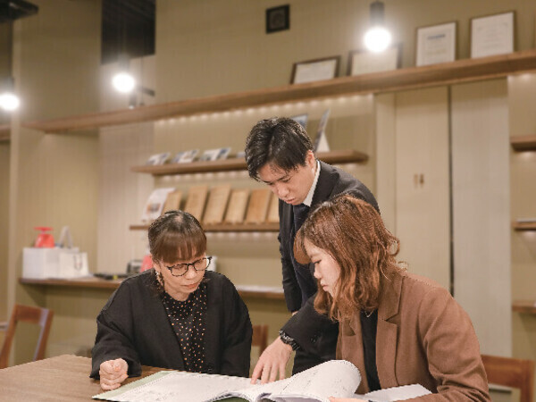 老舗工務店での人事職/業種未経験歓迎/採用という仕事が好きで、腰を据えて取り組みたい方は大歓迎です!